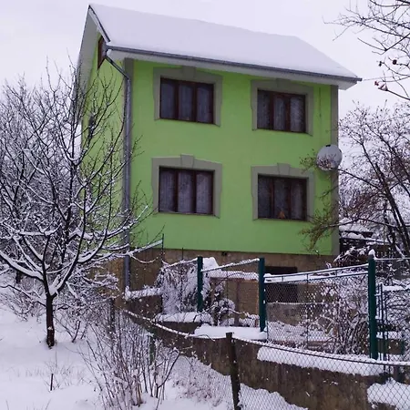 бойківська фамілія Гостевой дом 3*